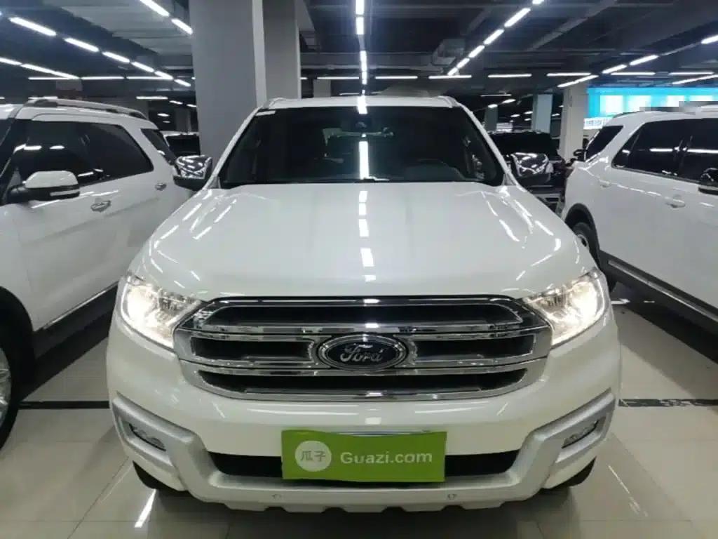 2017 Ford Everest 2.0T Gasoline Automatic 4WD Flagship Edition 7-Seater — миниатюра 3