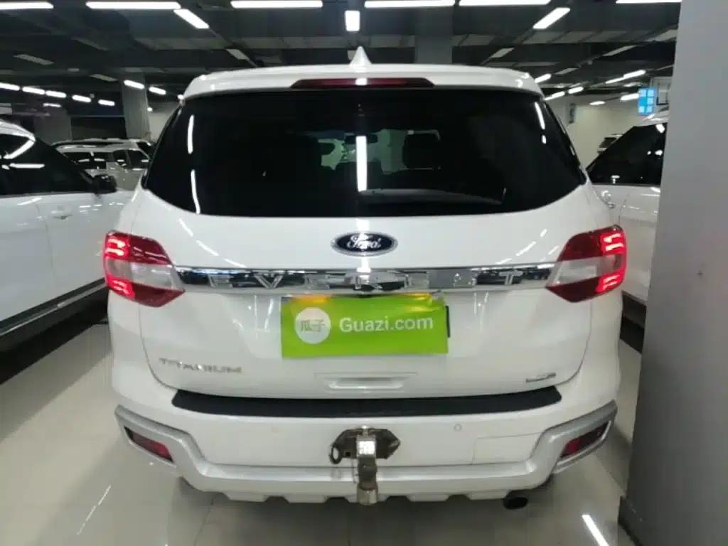 2017 Ford Everest 2.0T Gasoline Automatic 4WD Flagship Edition 7-Seater — миниатюра 6