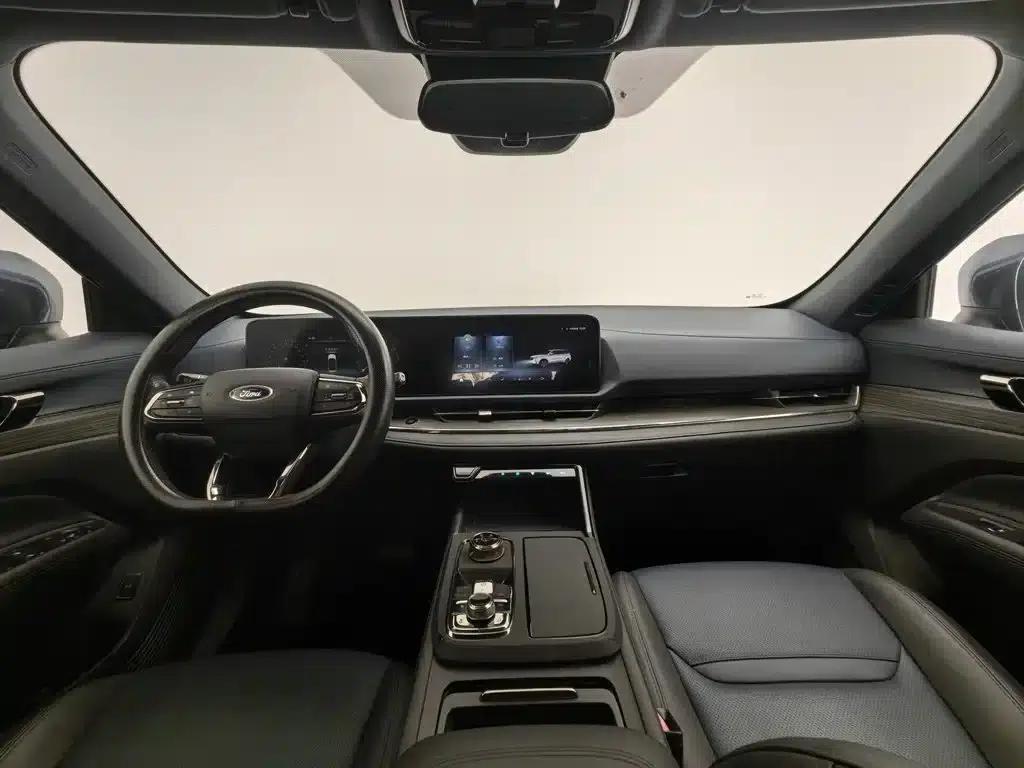 2022 EcoBoost 170 Premium Model — миниатюра 5