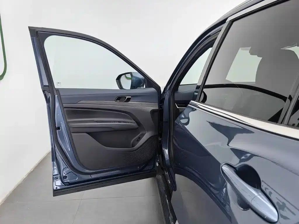 2022 EcoBoost 170 Premium Model — миниатюра 8