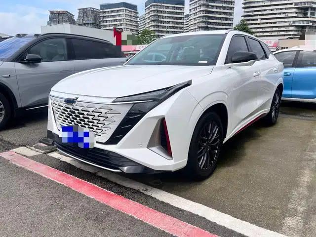 Changan Oushang Z6 2022 Blue Whale 1.5T DCT Smart Supreme Edition