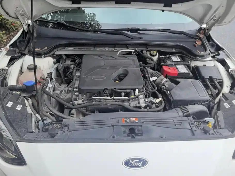 2020 Ford Focus Active EcoBoost 180 Automatic Sport Edition — миниатюра 10