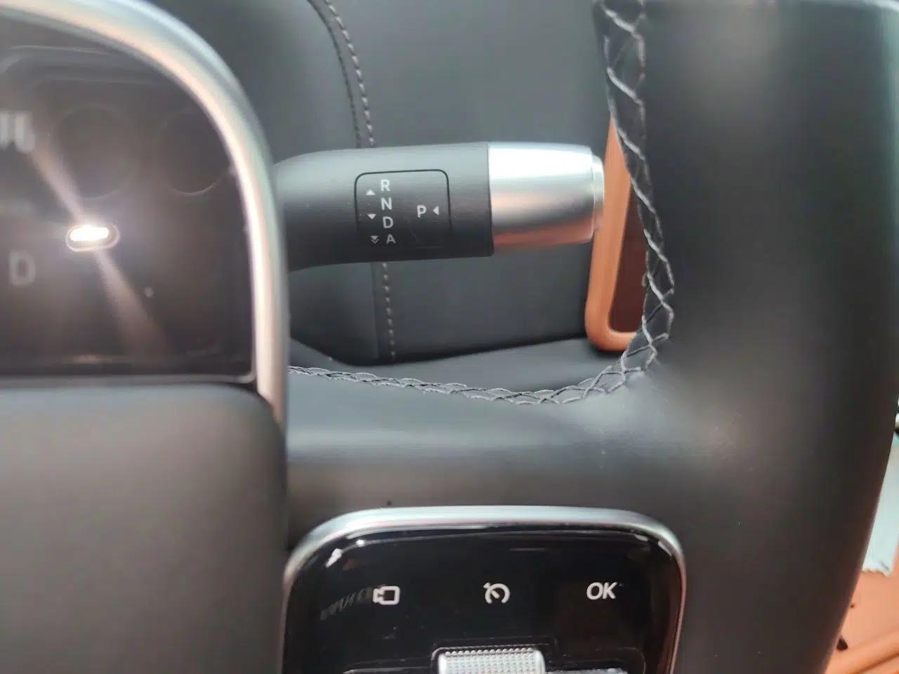 Li Auto L9 2024 Pro Model — миниатюра 14
