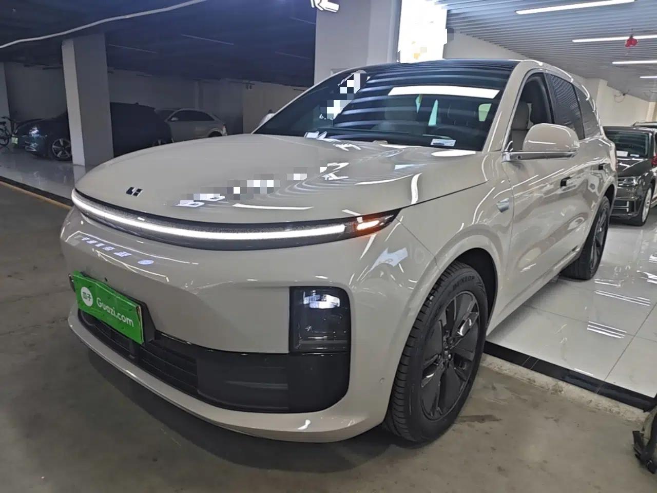 Li Auto L6 2024 Pro Model — миниатюра 1