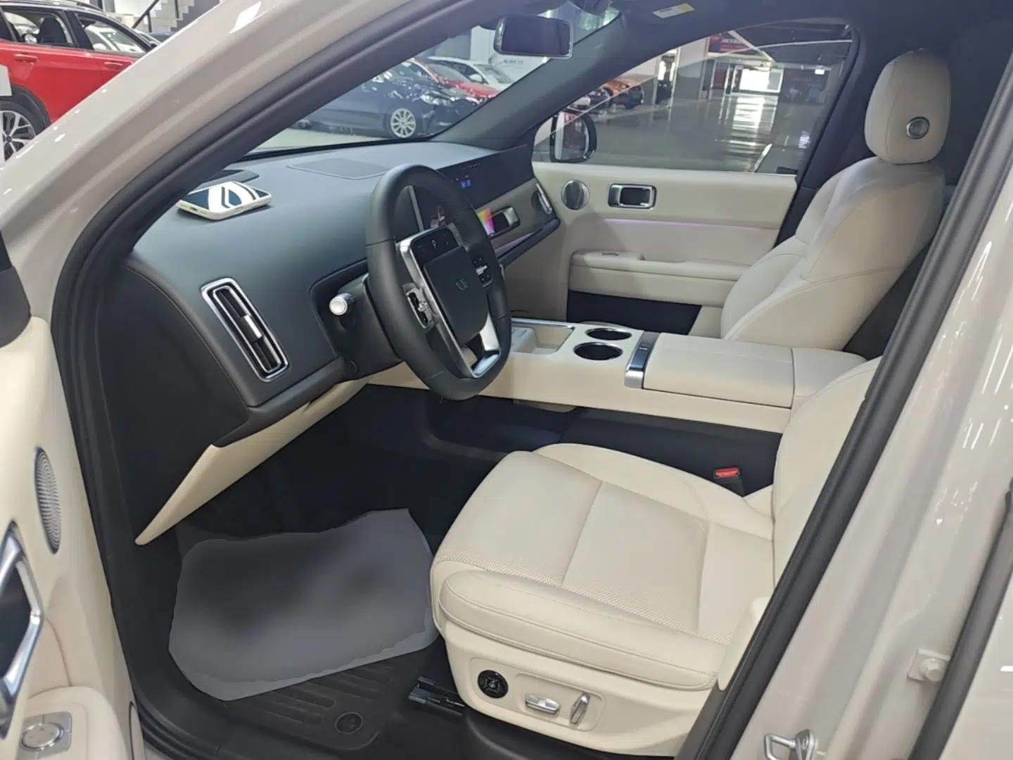 Li Auto L6 2024 Pro Model — миниатюра 17