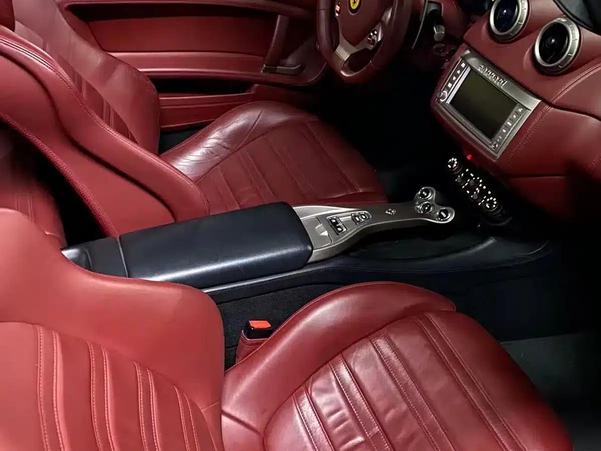 California T 2012 4.3L Standard Model — миниатюра 9
