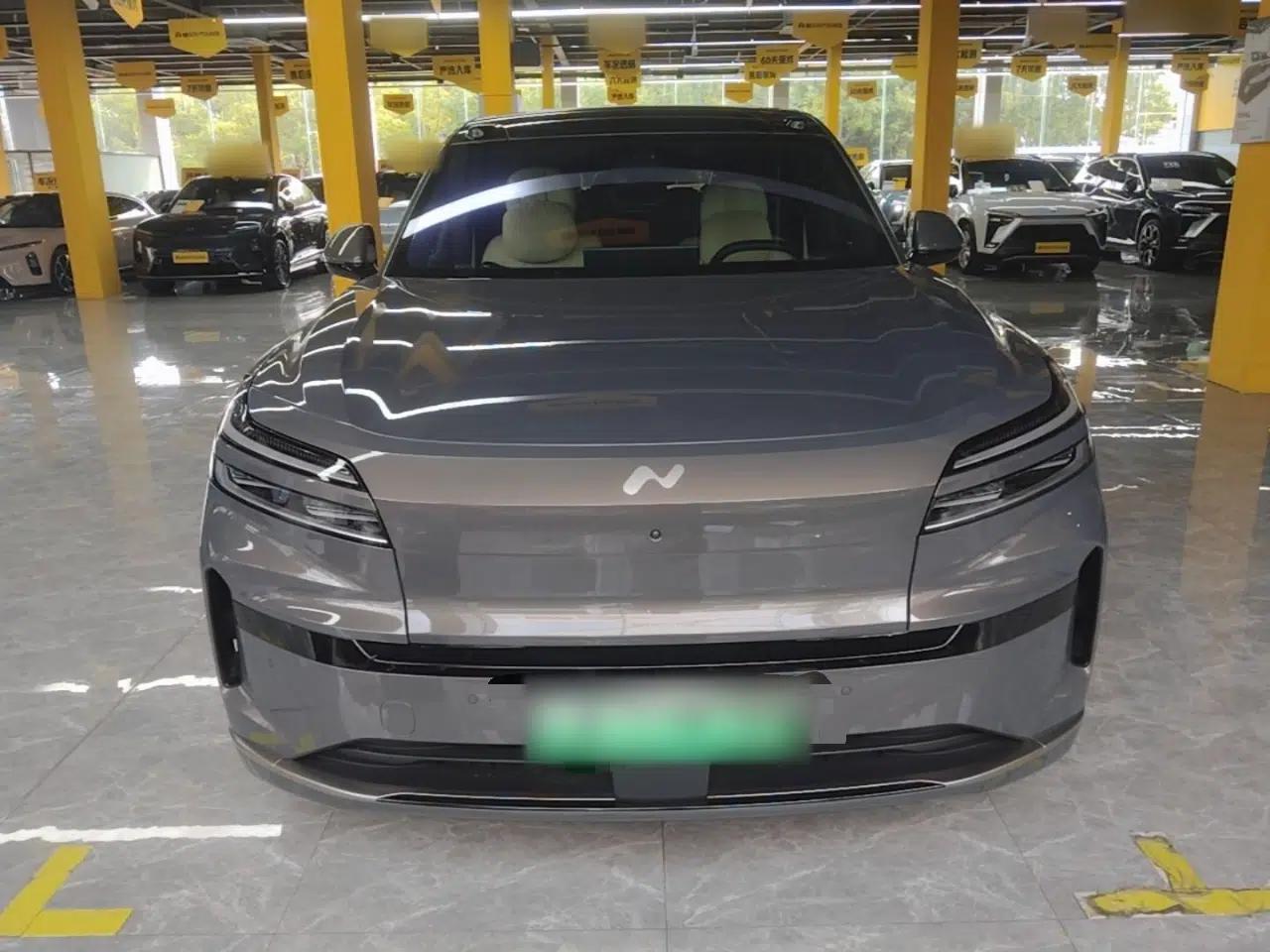 ONVO Luxeed L90 2025 Model—Ultra Six-Seater Version — миниатюра 2