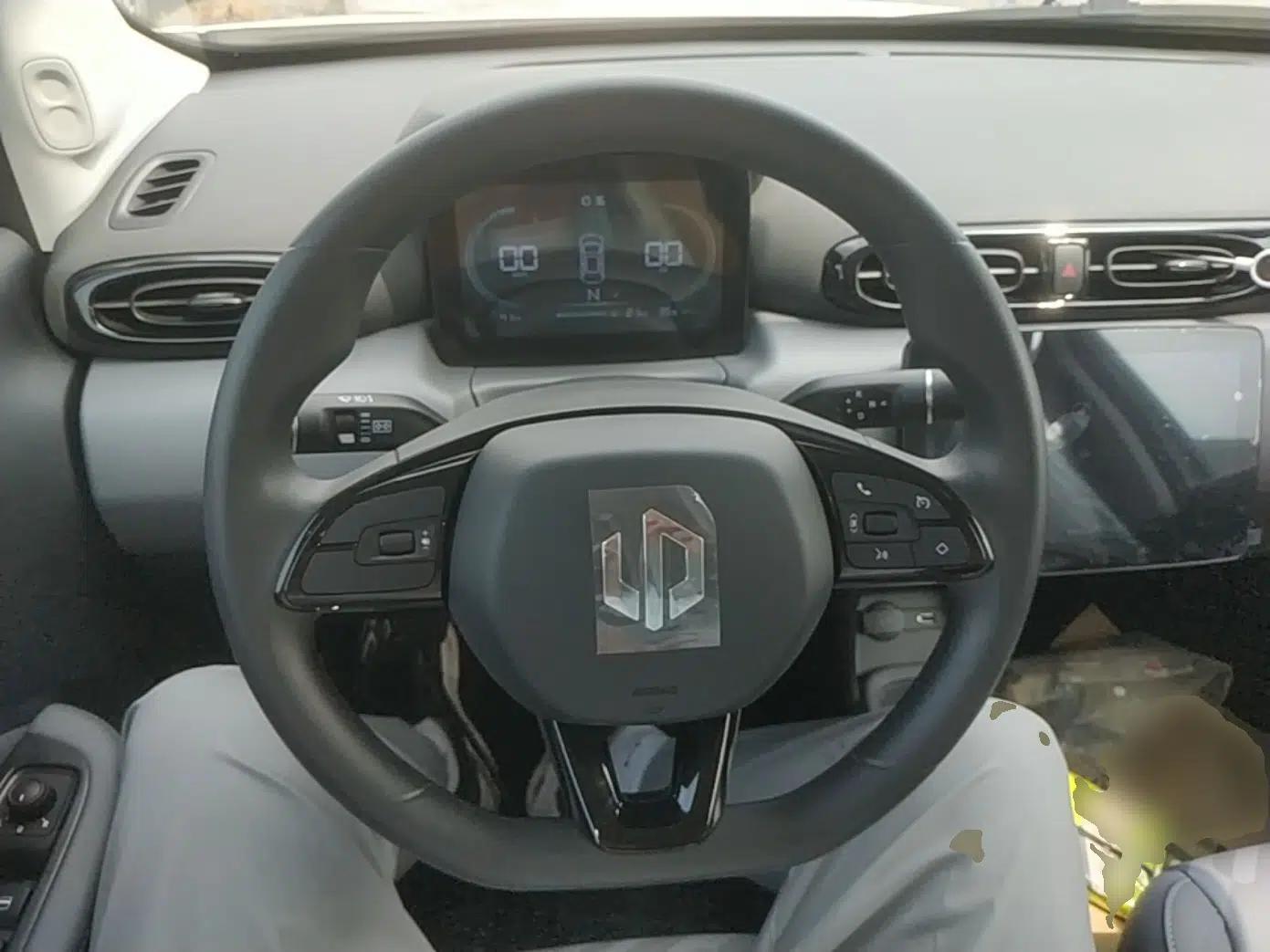 Leapmotor T03 2025 310 Comfort Edition — миниатюра 13
