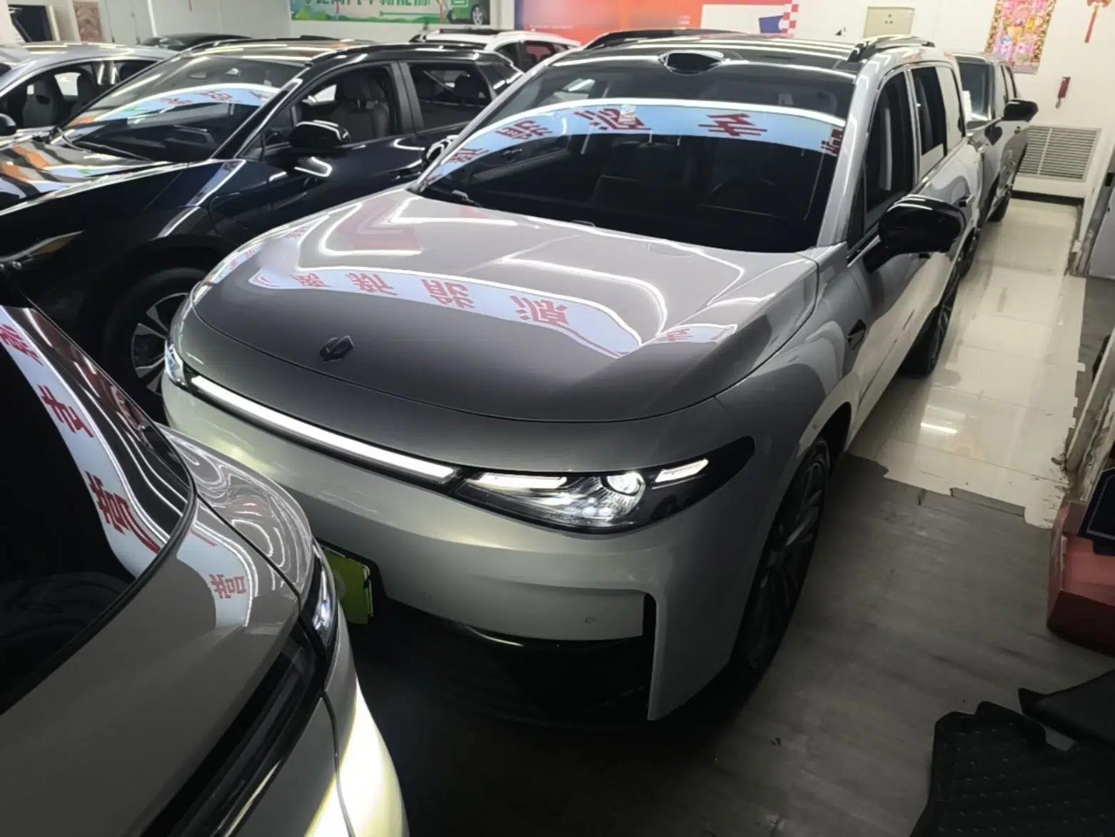 Leapmotor C16 2026 All-Electric 630 LiDAR Zhizun Edition 6 Seats — миниатюра 1