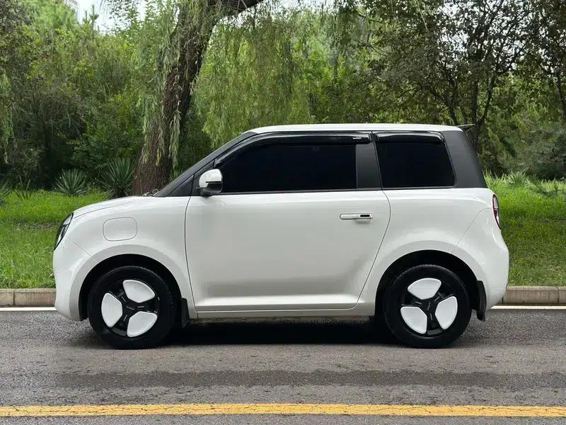 Changan Lumin 2023 Model 205km/h Fragrant Edition — миниатюра 3