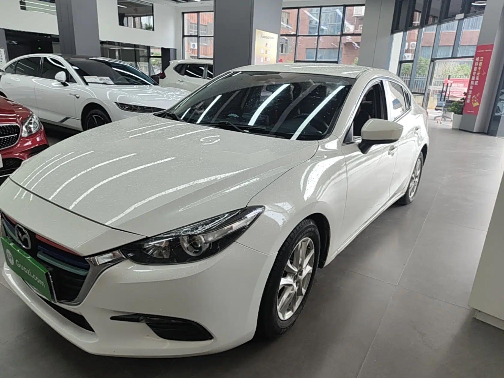 Mazda 3 Axela 2017 Sedan 1.5L Automatic Comfort Model Emission Standard China V — миниатюра 1
