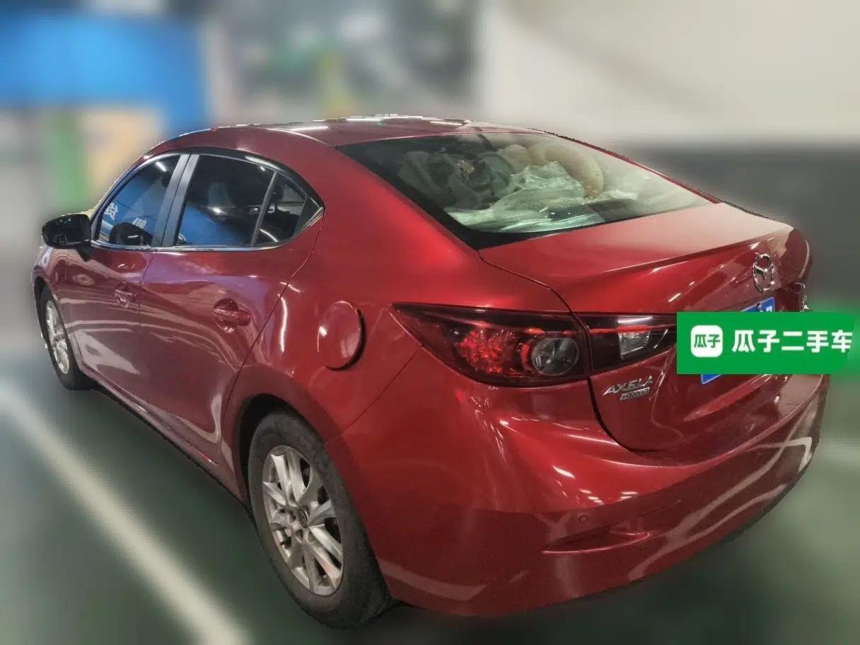 Mazda 3 Axela 2014 Sedan 1.5L Automatic Luxury Model — миниатюра 4