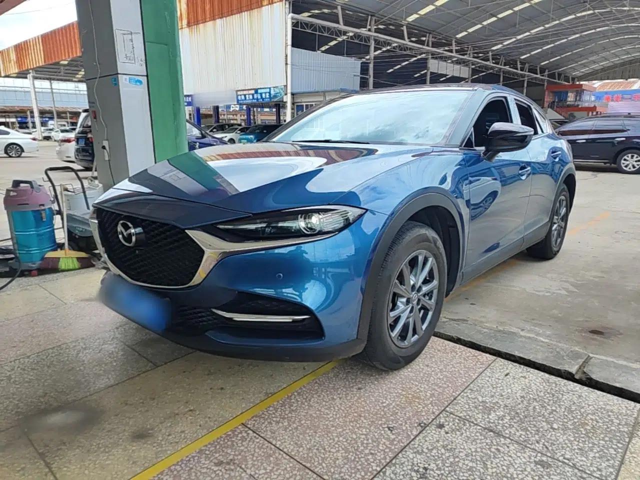 Mazda CX-4 2021 2.0L Automatic Two-Wheel Drive Blue Sky Exploration Edition — миниатюра 1