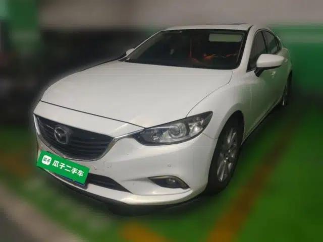 Mazda Atenza 2015 2.0L Blue Sky Luxury Edition