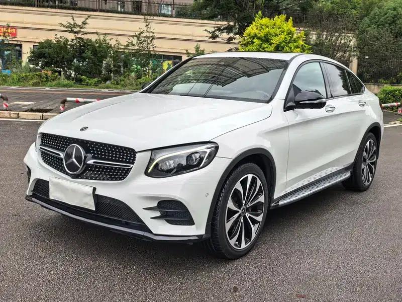 2018 Mercedes-Benz GLC Coupe, GLC 300 4MATIC Coupe SUV — миниатюра 1