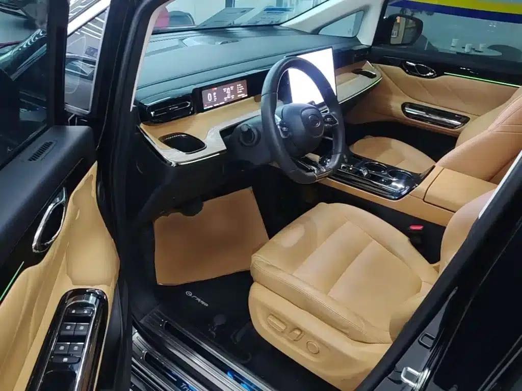Trumpchi E8 PHEV 2024 Model 150km MAX+ — миниатюра 16