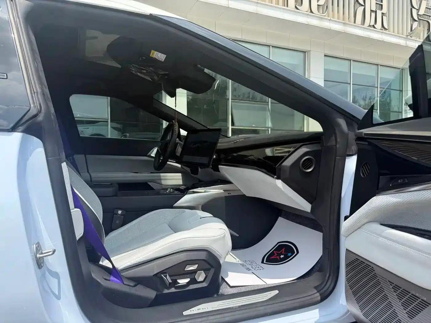 2023 HiPhi Z (Four-seater version) — миниатюра 10