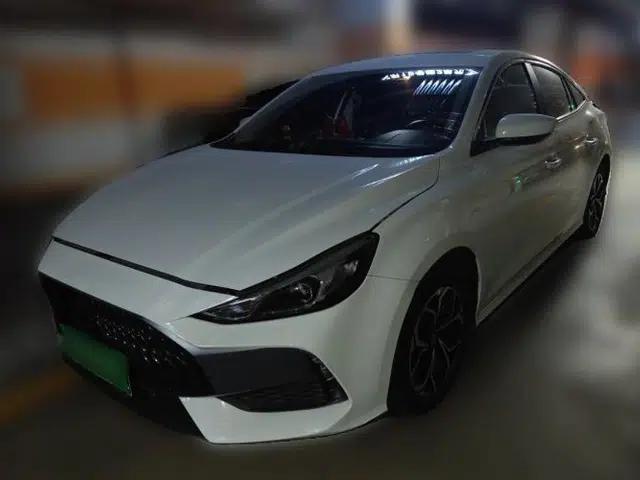 MG 5 2023 180 DVVT CVT Luxury Edition