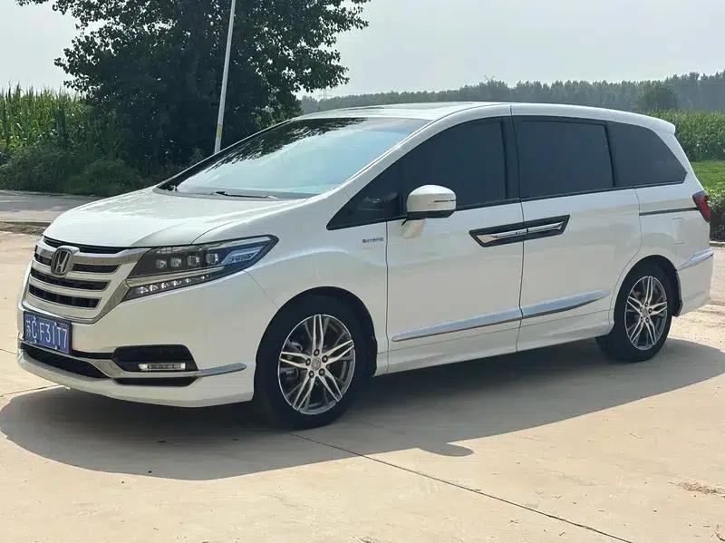 Elysion 2019 2.0L Hybrid Luxury Edition — миниатюра 1