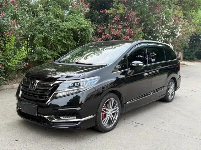 Elysion 2019 2.0L Hybrid Luxury Edition