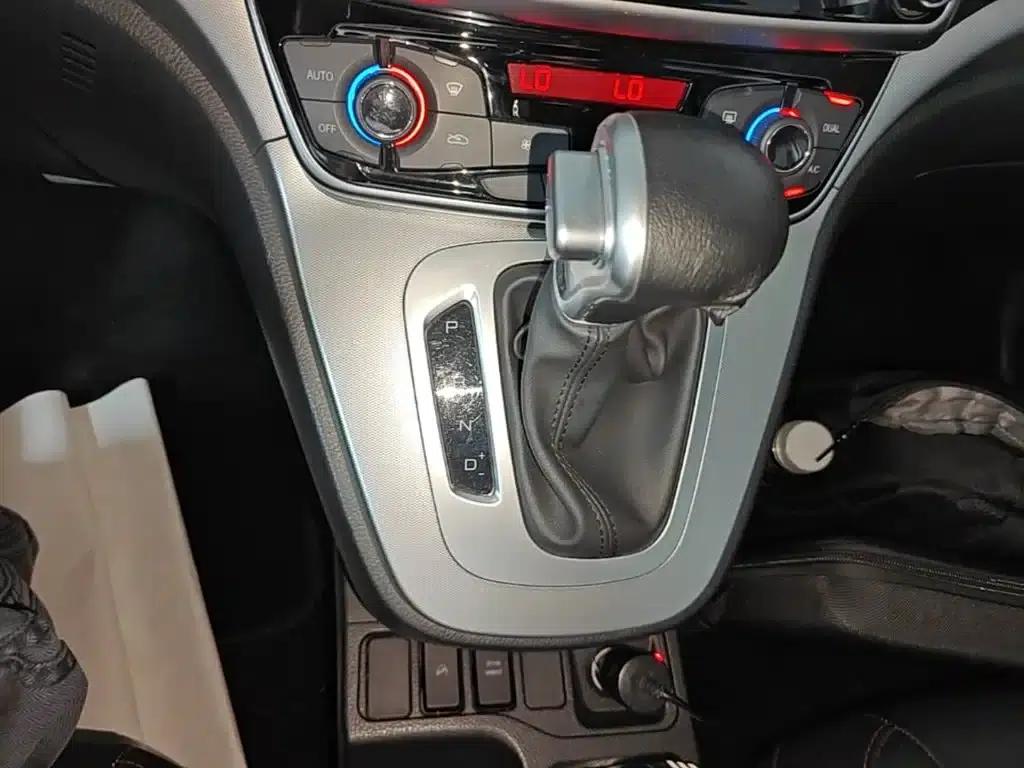 Haval M6 2019 1.5T DCT 2WD Elite (China VI Emission Standard) — миниатюра 14