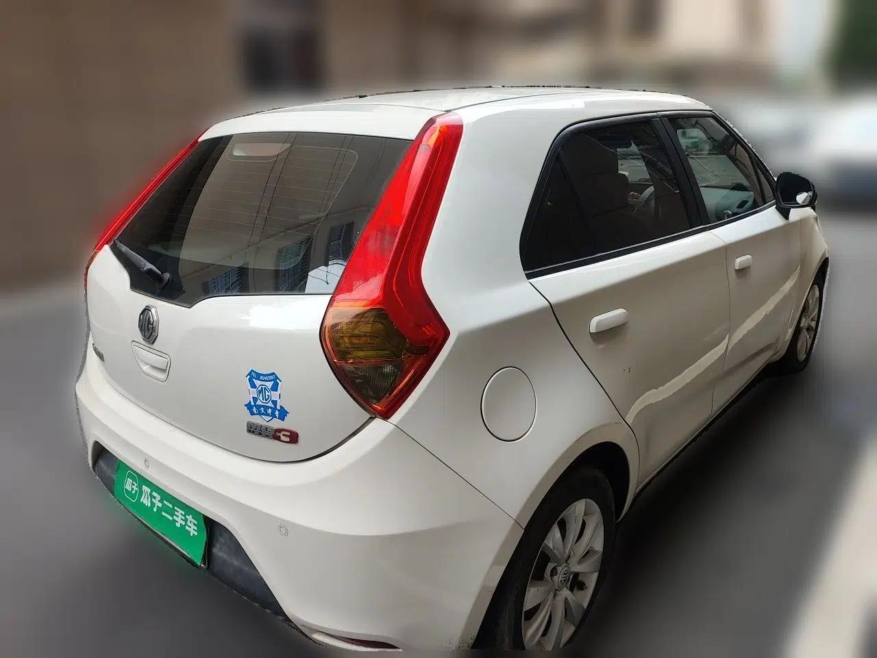 MG 3 2013 1.5L AMT Elite Edition — миниатюра 6