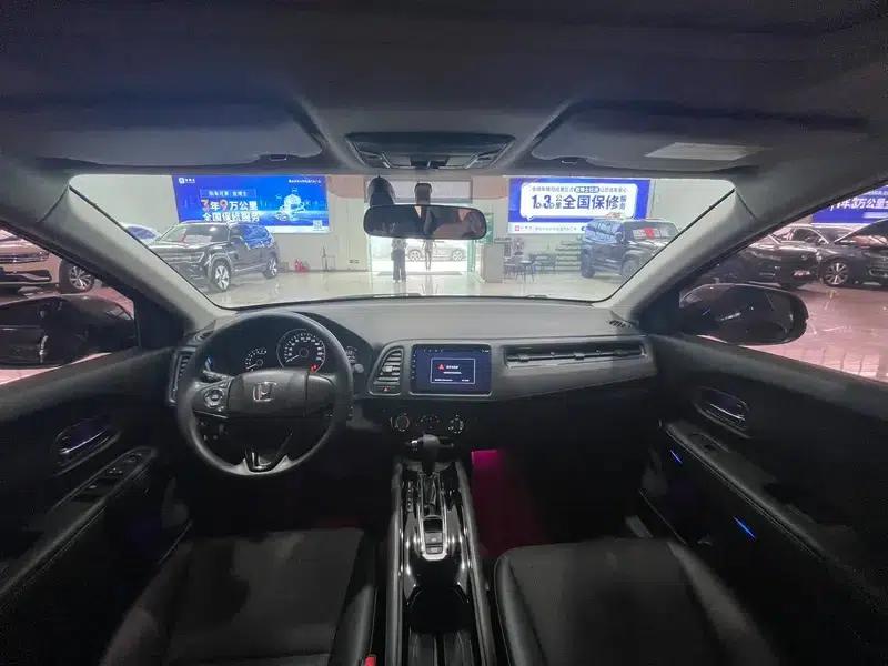 Vezel 2022 1.5L CVT Phantom Night Pioneer Edition — миниатюра 8