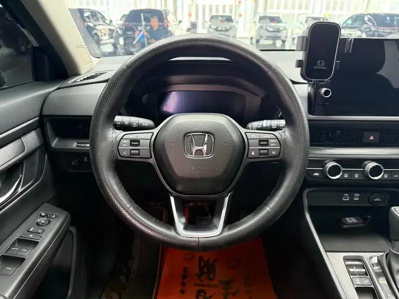 2023 Honda CR-V 240TURBO CVT 2WD Luxury PRO — миниатюра 8
