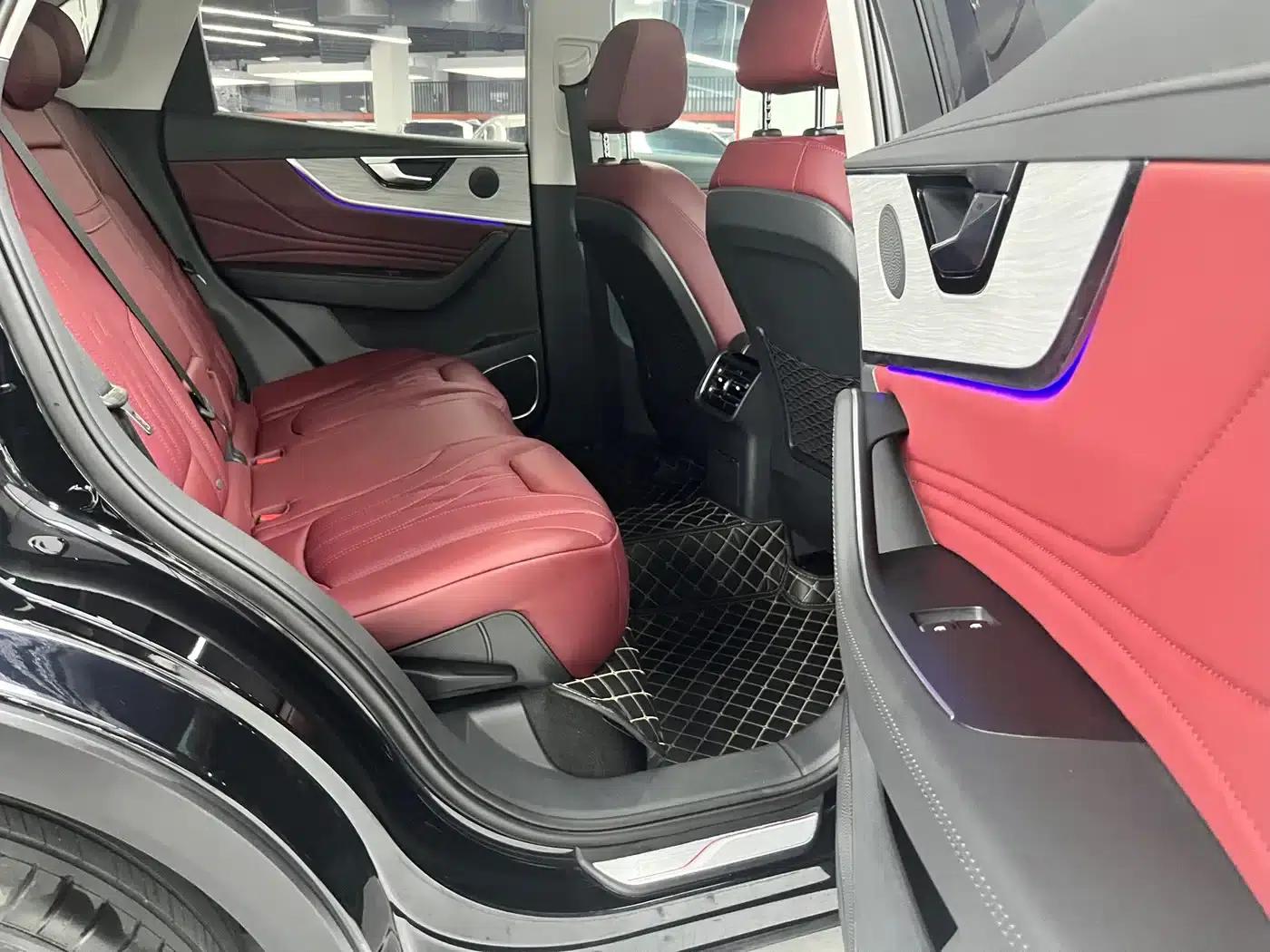 Hongqi HS5 2025 2.0T 2WD Flagship Pro Edition — миниатюра 5