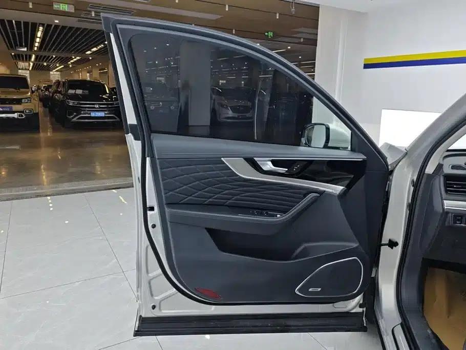 Hongqi HS5 2022 2.0T Intelligent Flagship Enjoy 4WD Edition — миниатюра 7