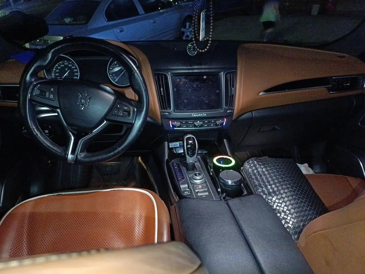 Maserati Levante 2016 3.0T Standard Edition — миниатюра 9