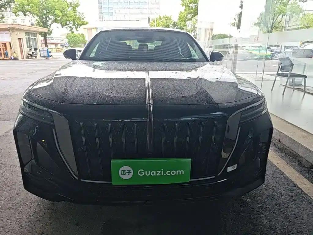 Hongqi H9 2025 2.0T 2WD Flagship Private Fashion Edition 5-seater — миниатюра 3