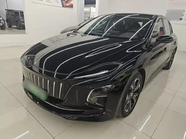 Hongqi E-QM5 2023 Facelift Basic Travel Edition