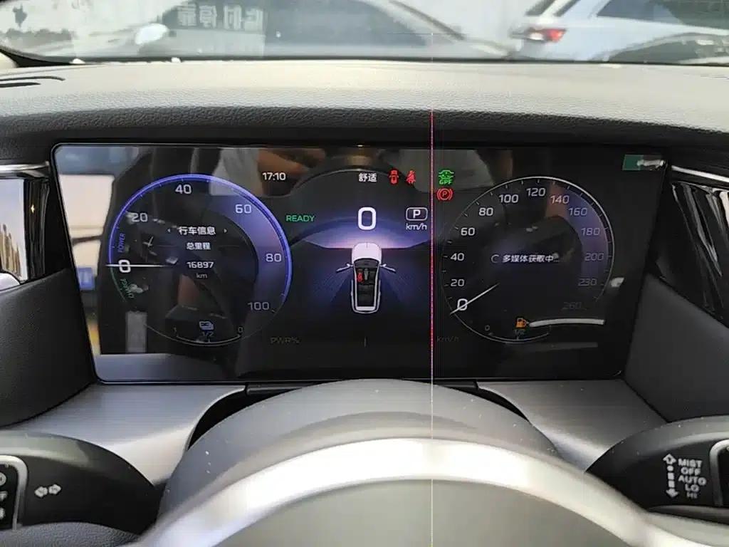 Hongqi HS7 PHEV 2024 2.0T PHEV 4WD Flagship Edition 7-seater — миниатюра 12