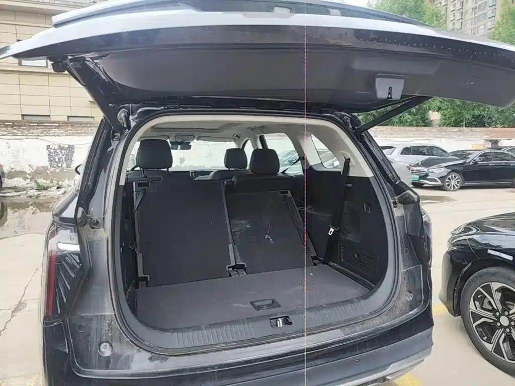 Hongqi HS7 PHEV 2024 2.0T PHEV 4WD Flagship Edition 6-seater — миниатюра 19
