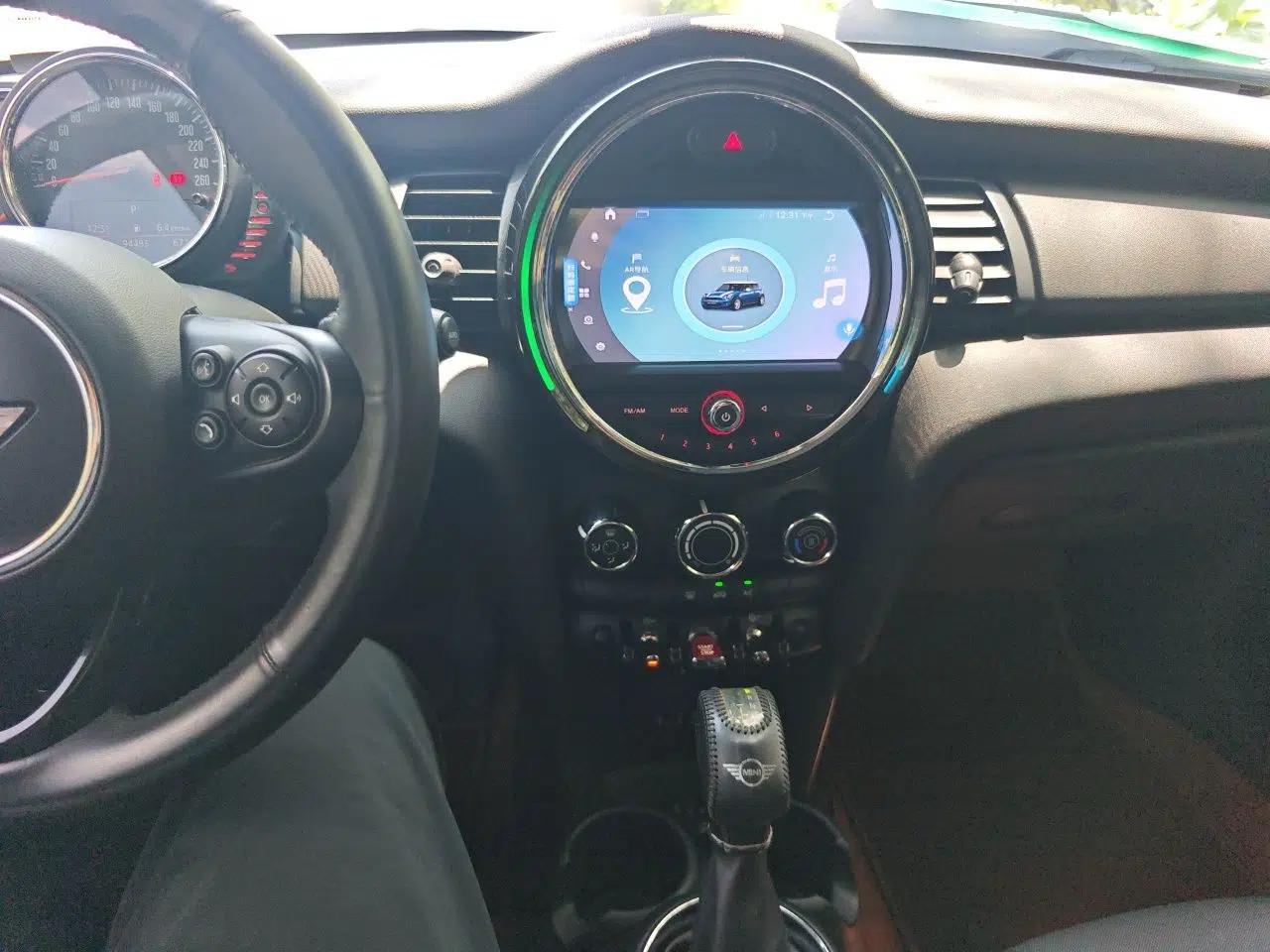 MINI 2016 1.2T ONE Pioneer Edition — миниатюра 13