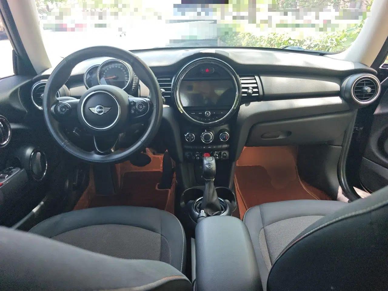 MINI 2016 1.2T ONE Pioneer Edition — миниатюра 9