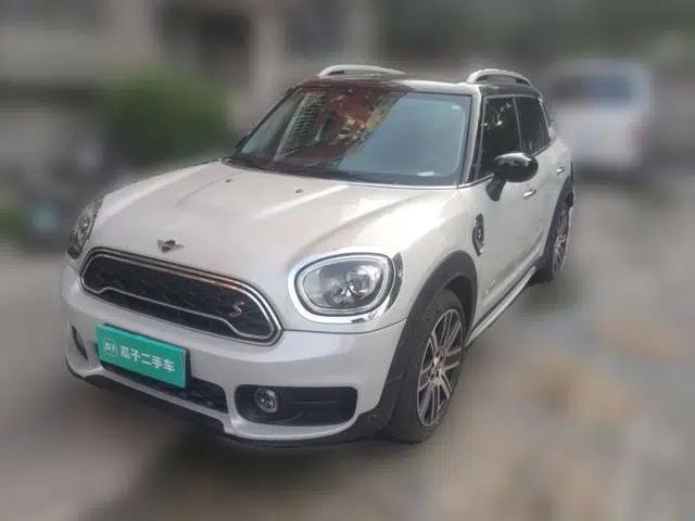 MINI Countryman 2019 2.0T COOPER S ALL4 Artist