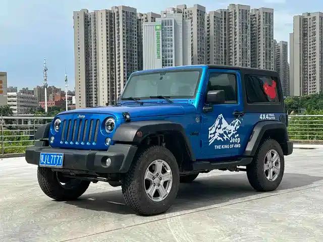 2013 Jeep Wrangler 3.6L Sahara Two-Door