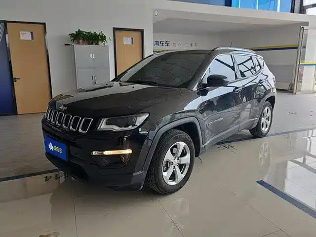Compass 2017 200T Automatic Family Edition
