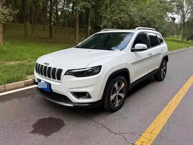 Jeep Cherokee 2020 2.0T 2WD Leading Edition