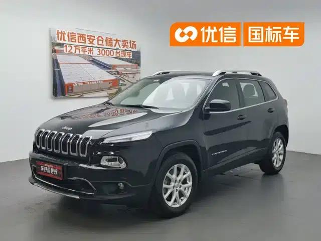 Jeep Cherokee 2016 2.4L Professional Smart Edition
