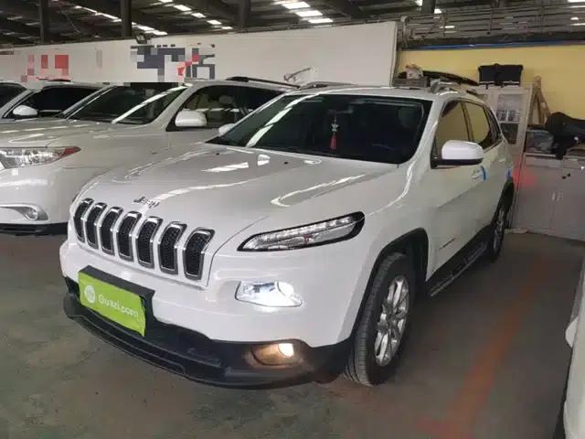 Jeep Cherokee 2016 2.0L Premium Edition
