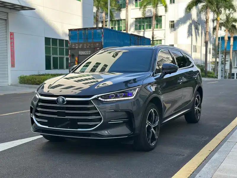 Tang DM 2021 DM-i 1.5T 112KM Premium Edition — миниатюра 1