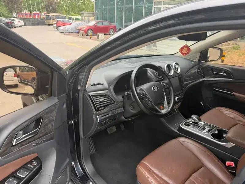 Tang DM 2015 DM 2.0T 4WD Luxury Edition — миниатюра 10