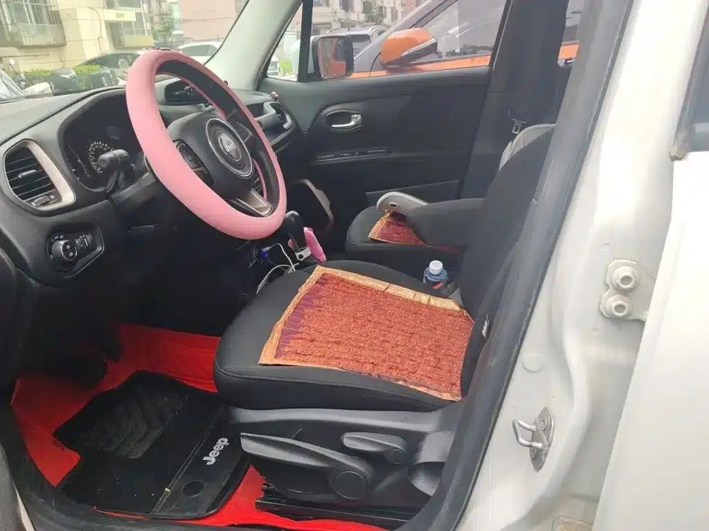Jeep Renegade 2017 180T Automatic High-Performance Edition — миниатюра 11