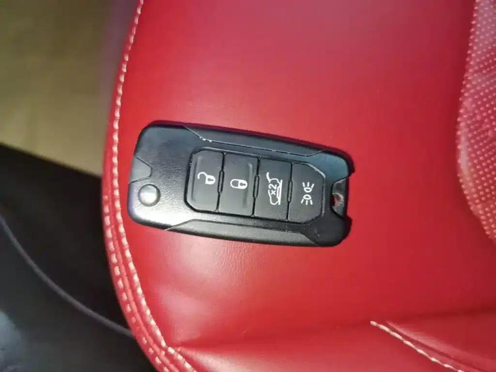Jeep Renegade 2016 1.4T Automatic High-Performance Edition — миниатюра 9