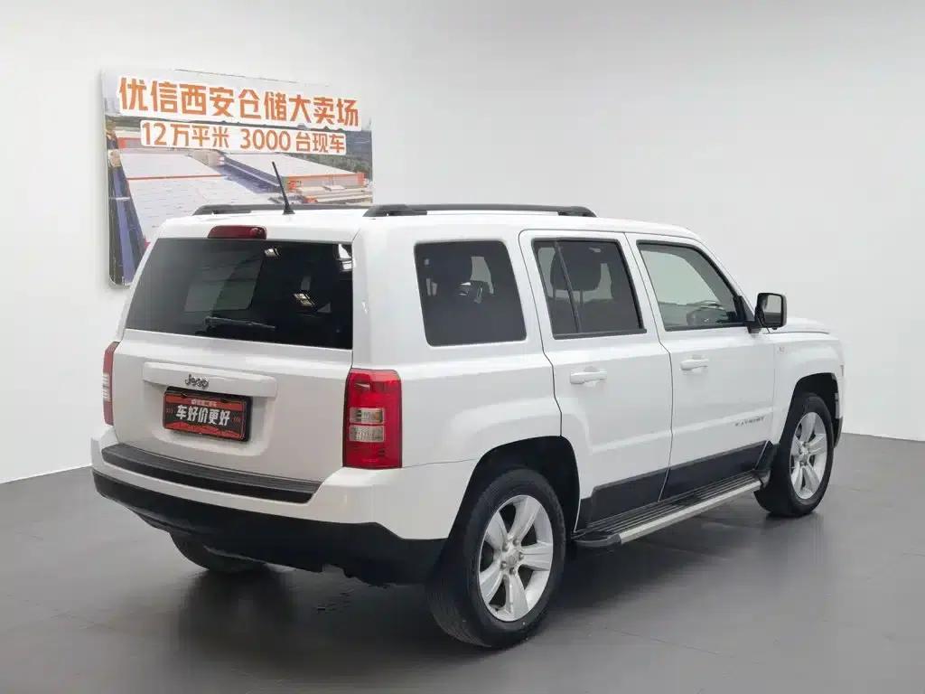 2014 Jeep Compass 2.4L Sport Edition — миниатюра 2