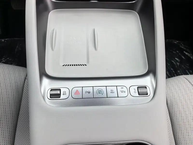 Hiace 06DM 2025 DM-i 205KM Navigation Pro Edition — миниатюра 10