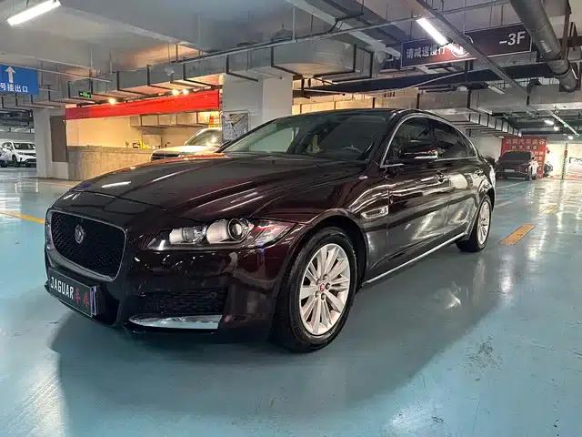 2017 Jaguar XFL 2.0T 240PS Premium Edition